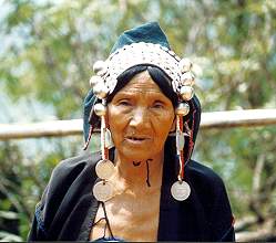 Akka Frau