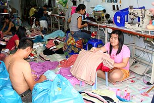 Bangkok Biking, factory - Click for large image!!