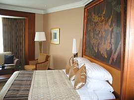 Shangri-La, Room