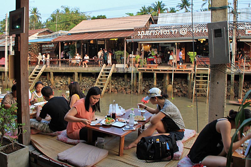 Amphawa Schwimmender Markt