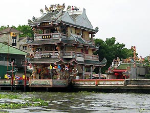 Thonburi   -  Click for large image !