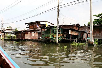 Thonburi   -  Click for large image !