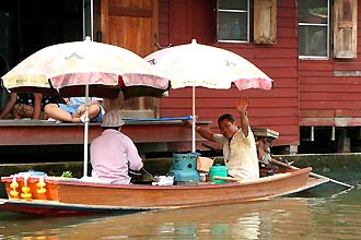 Thonburi   -  Click for large image !