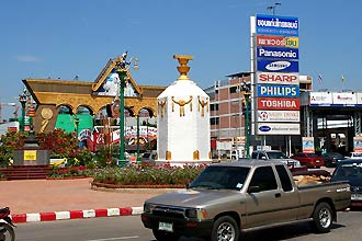 Khon Kaen  -  Click for large image !