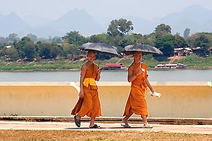 Nakhon Phanom - Click for large image !