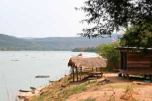 Khong Chiam - Click for large image !