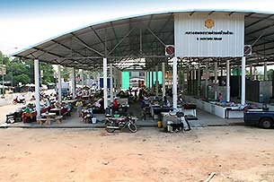 Khong Chiam, market - Click for large image !