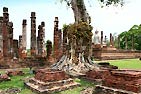 Sukhothai, Historical Park  -  Click for large image !