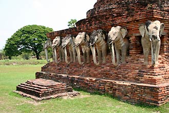 Sukhothai, Historical Park  -  Click for large image !