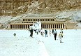 Aegypten,  Tempel der Hatschepsut, zum Vergroessern bitte anklicken !