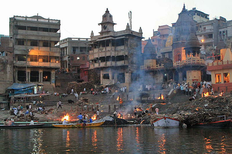 Varanasi, cremation