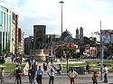 Taksim Platz  -  zum Vergroessern bitte anklicken!