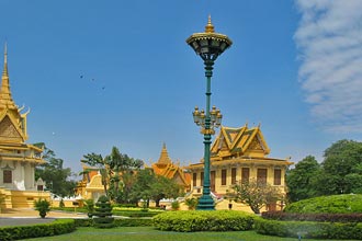 Palastanlage - Click for large image !