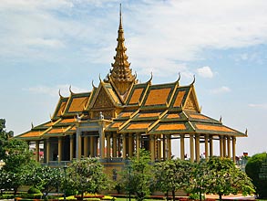 Palastanlage - Click for large image !