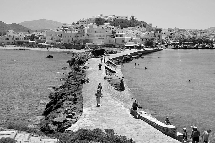 Naxos  2014