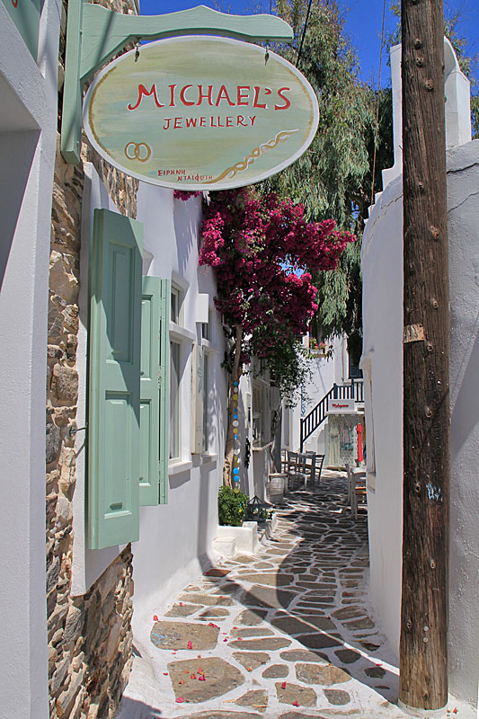 Paros