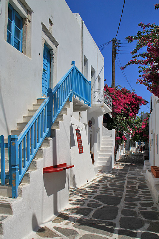 Paros
