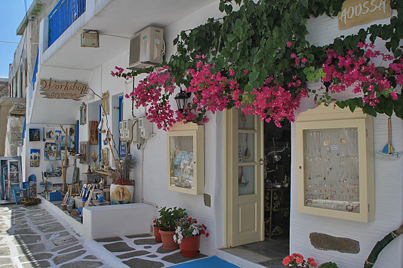 Paros
