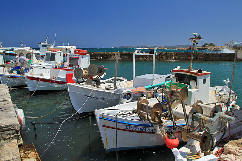 Paros