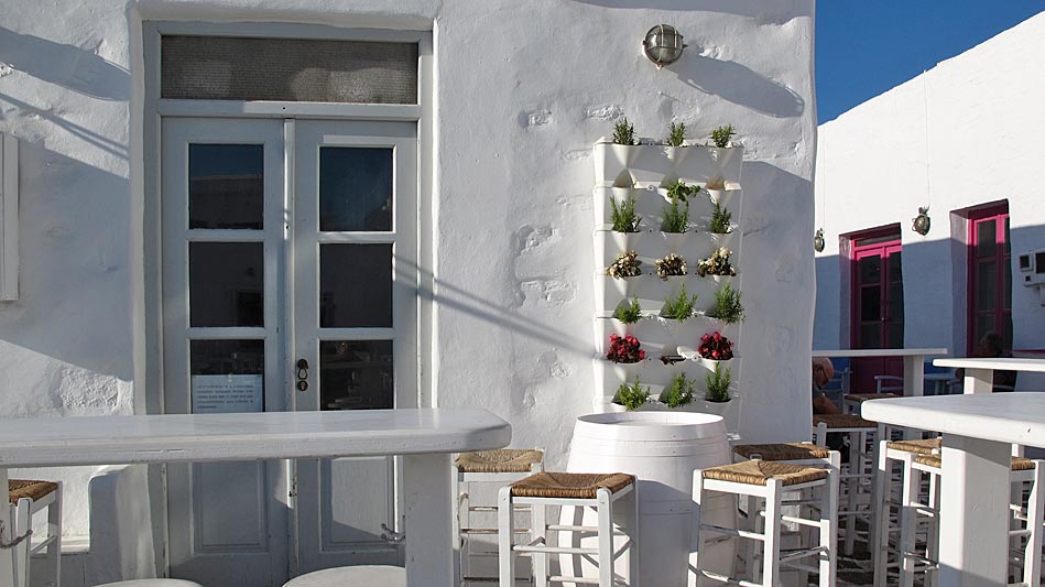 Paros