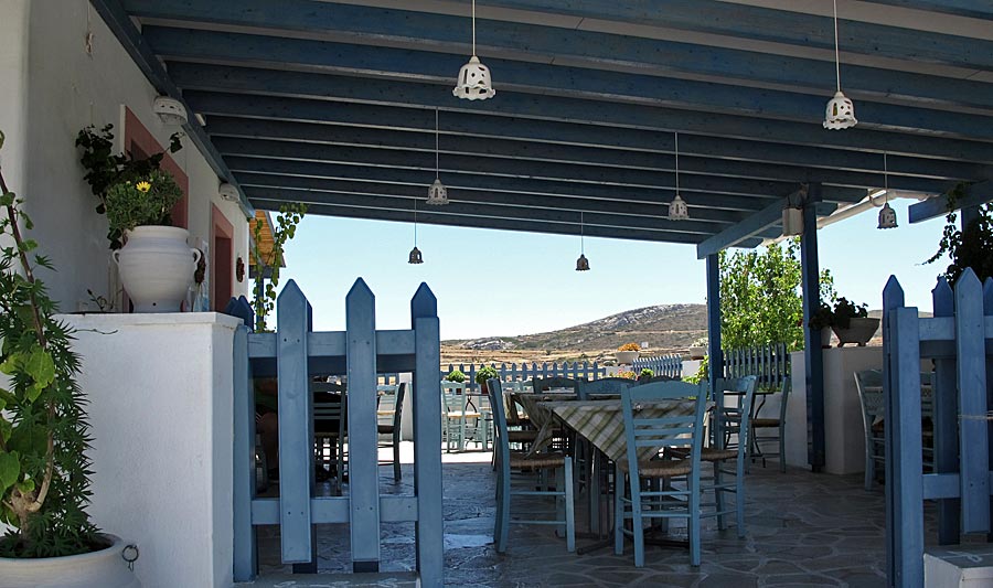 Paros