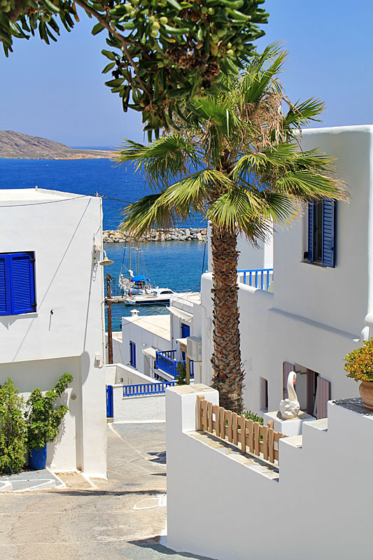 Paros