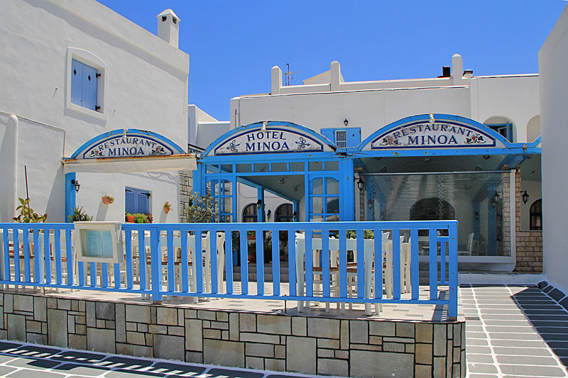 Paros