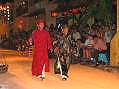 Hoi An, fashion show  -  Click for large image !