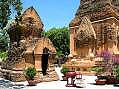 Nha Trang, Cham towers  -  Click for large image !